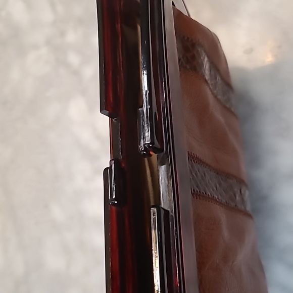 Vintage 70s Leather Clutch EUC - Picture 5 of 7